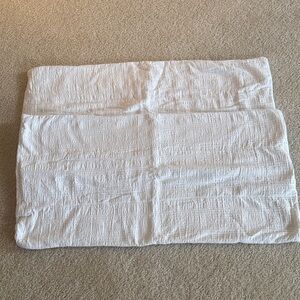 Elegant White/Cream Textured Pillow Shams